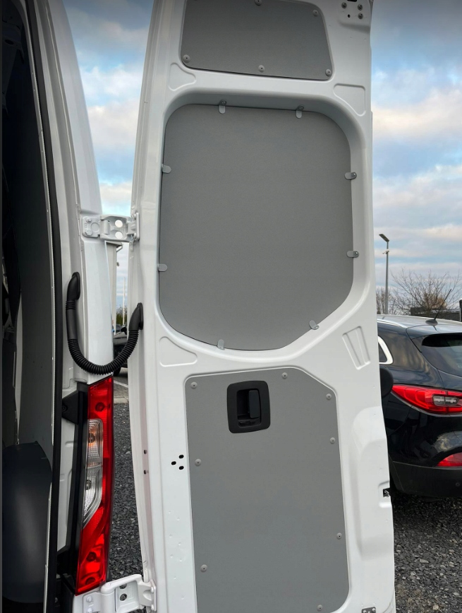 фото №5, Vw crafter fwd l3h3 обшивки с пластик 4mm