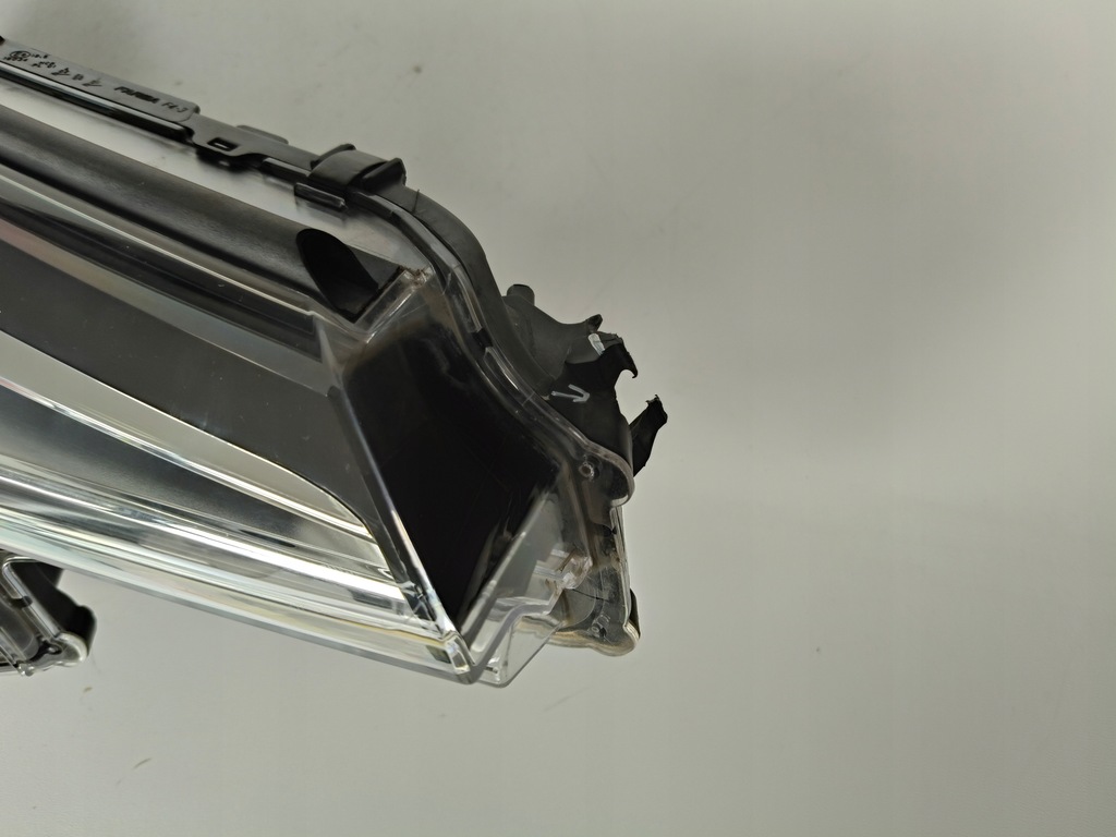 фото №5, Лампа правая фара toyota chr 16- led