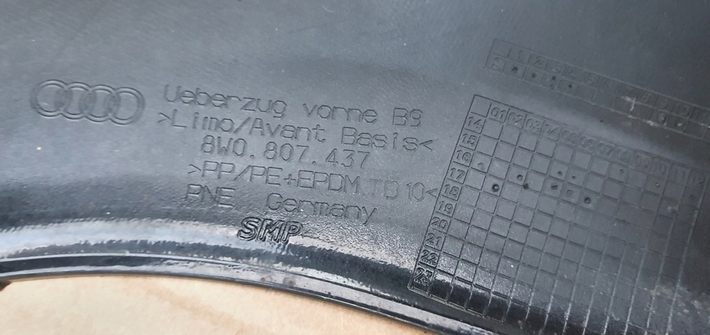 фото №14, Audi a4 b9 8w0 бампер перед оригинал c165