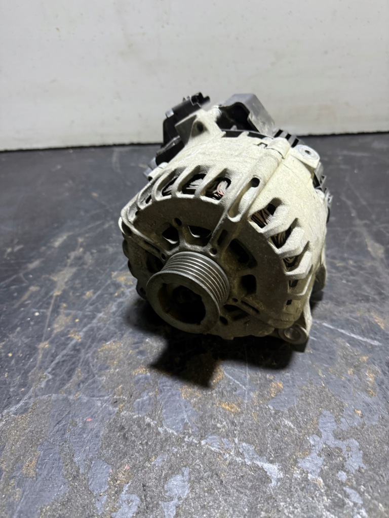 фото №1, Peugeot 3008 citroen ds4 1.6 e-hdi запуск стоп генератор 9675753680