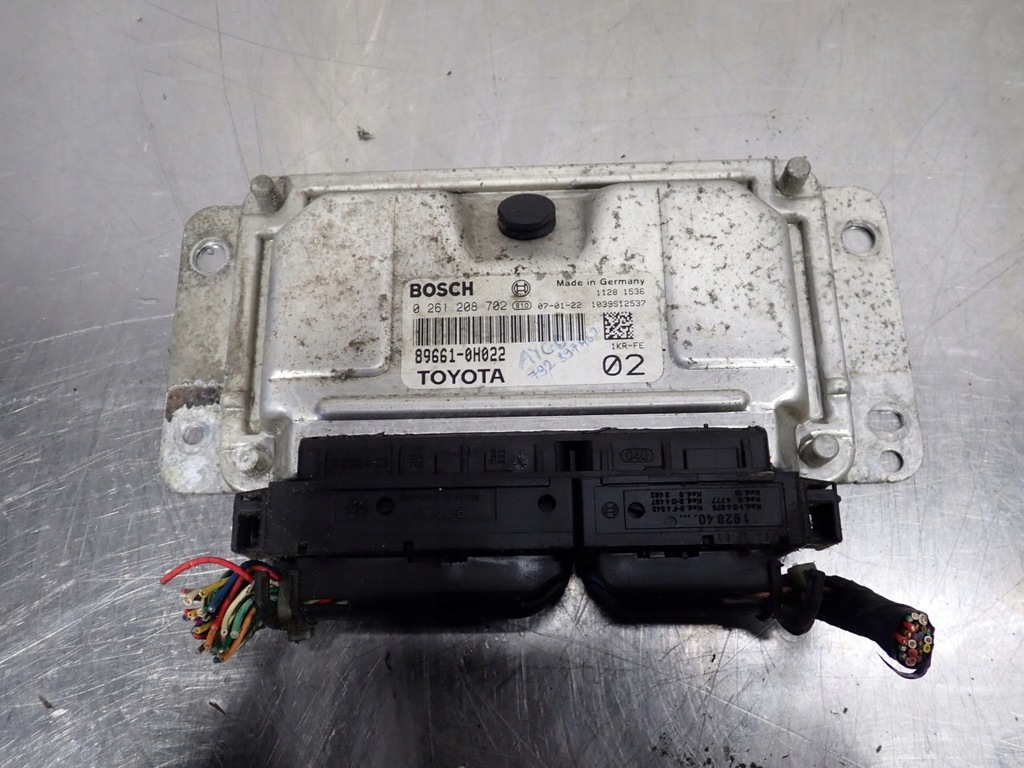 фото №1, Бортовий комп'ютер двигуна toyota aygo i 1.0