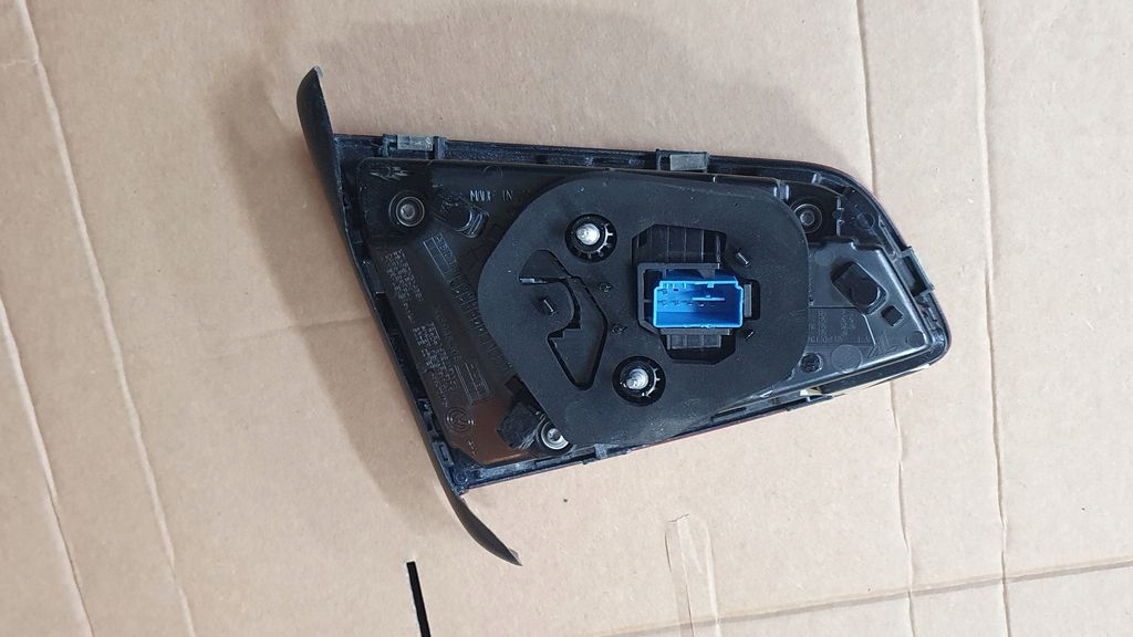 фото №3, Лампа passat b8 sedan 3g5945308a led ideał kpl