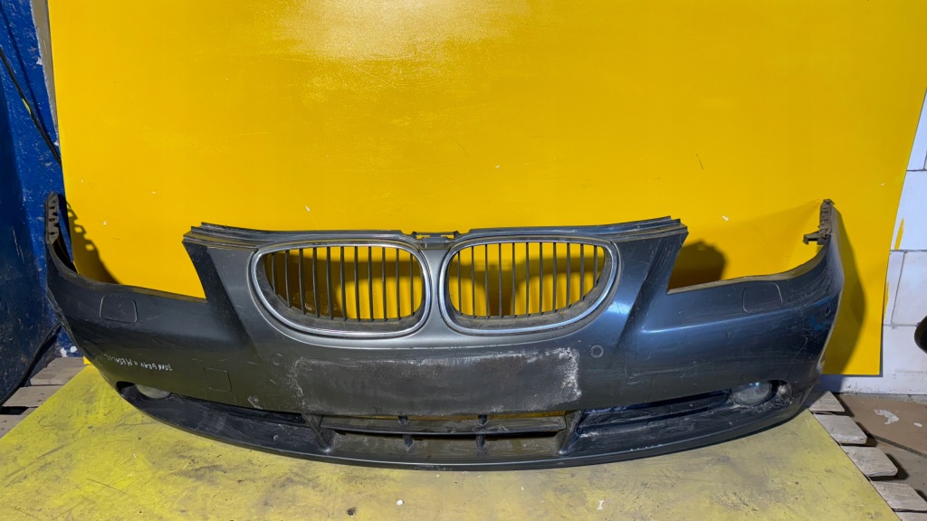 фото №1, Бампер передний bmw e60 e61 kompletny
