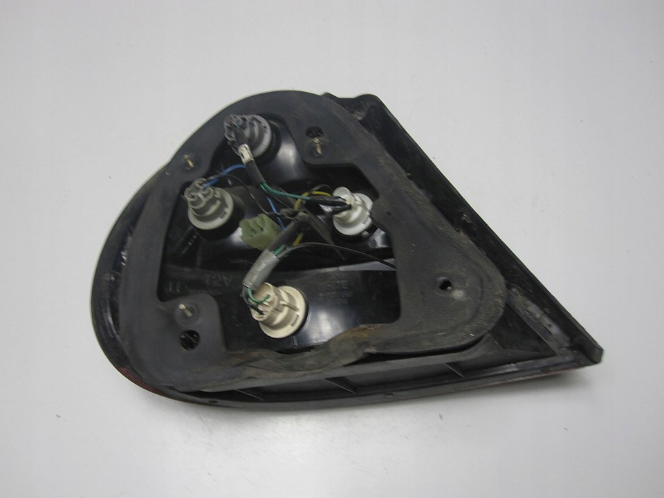 фото №12, Лампа задняя правая hyundai sonata iii 97r 228