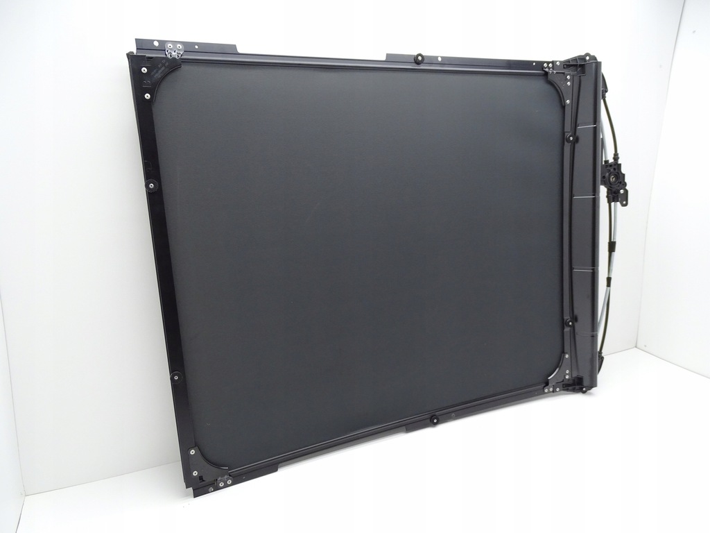 фото №3, Рамка шторка люк панорама czarna volvo v40 ii r-design