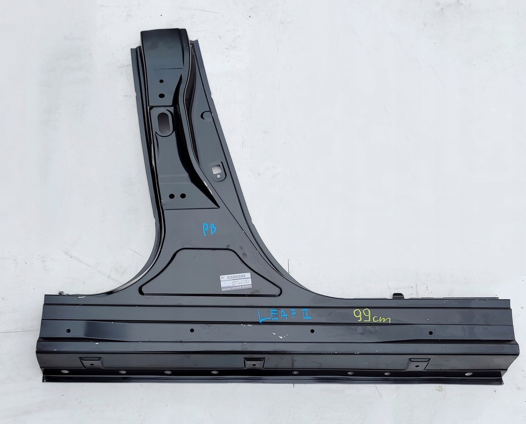 фото №1, Nissan leaf ii ze1 порог правый обшивка