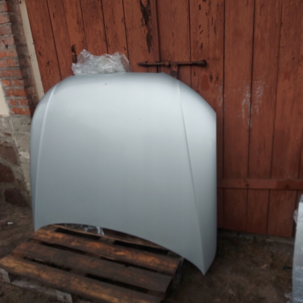 Капот кришка двигуна audi a4 b8 lx7w Недорого