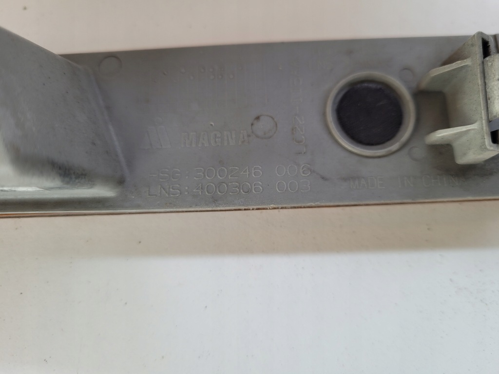 фото №5, Dodge challenger отражатель бампера левый задняя задний 1310181156, 300246006