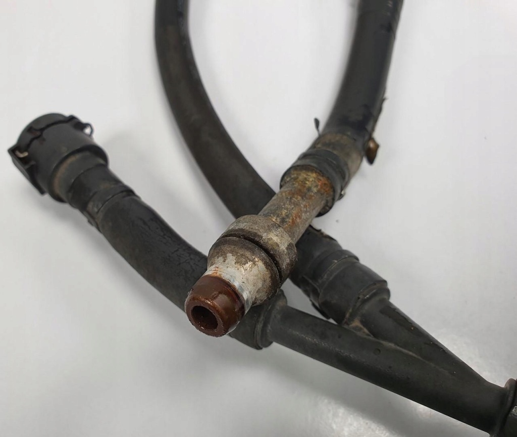 Пабтрубок  трубка шланг adblue mercedes actros mp4 9305010382 Цена