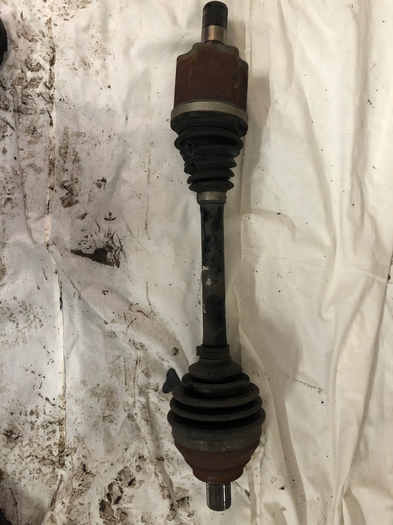 фото №1, Vw t-roc 3q0407271 cc приводной вал левая