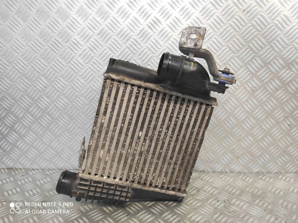 фото №7, Радіатор інтеркулер + кріплення peugeot 308 ii t9 lift 9675627980