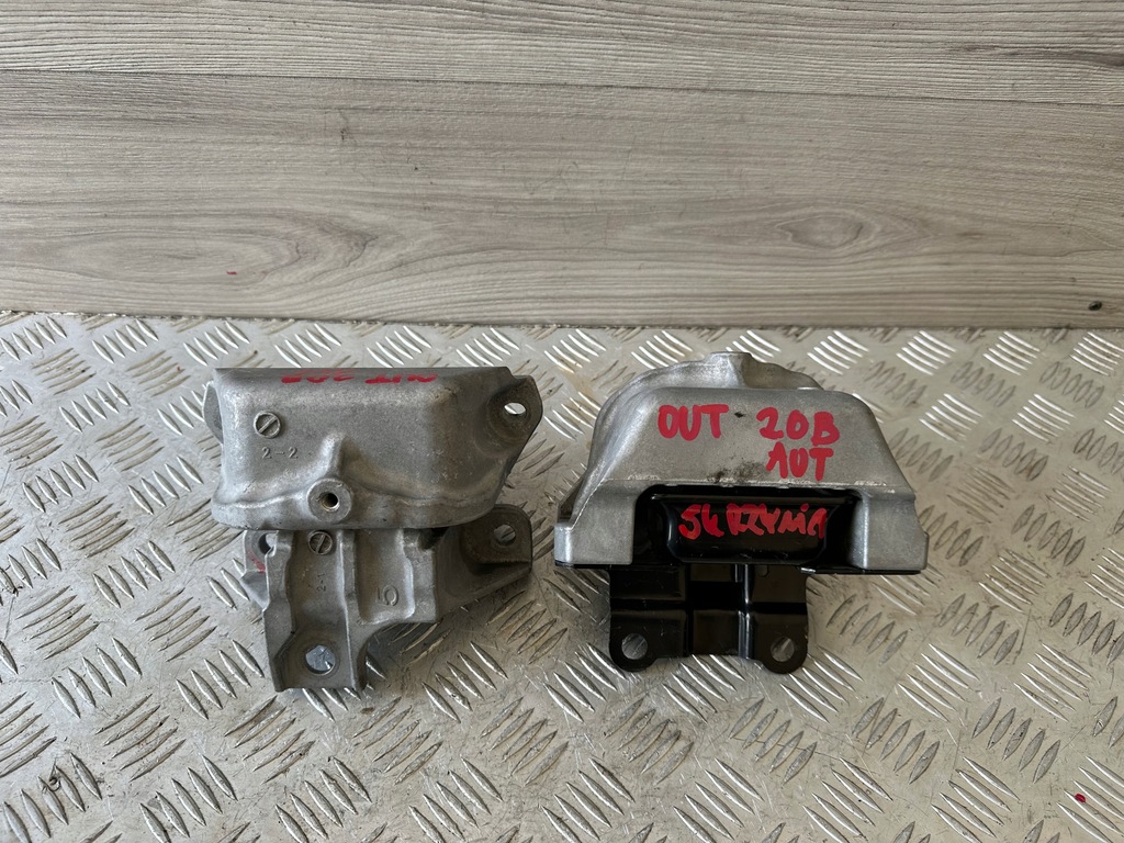 фото №15, Mitsubishi outlander iii 2.0b автоматична коробка передач кронштейн подушка коробки передач