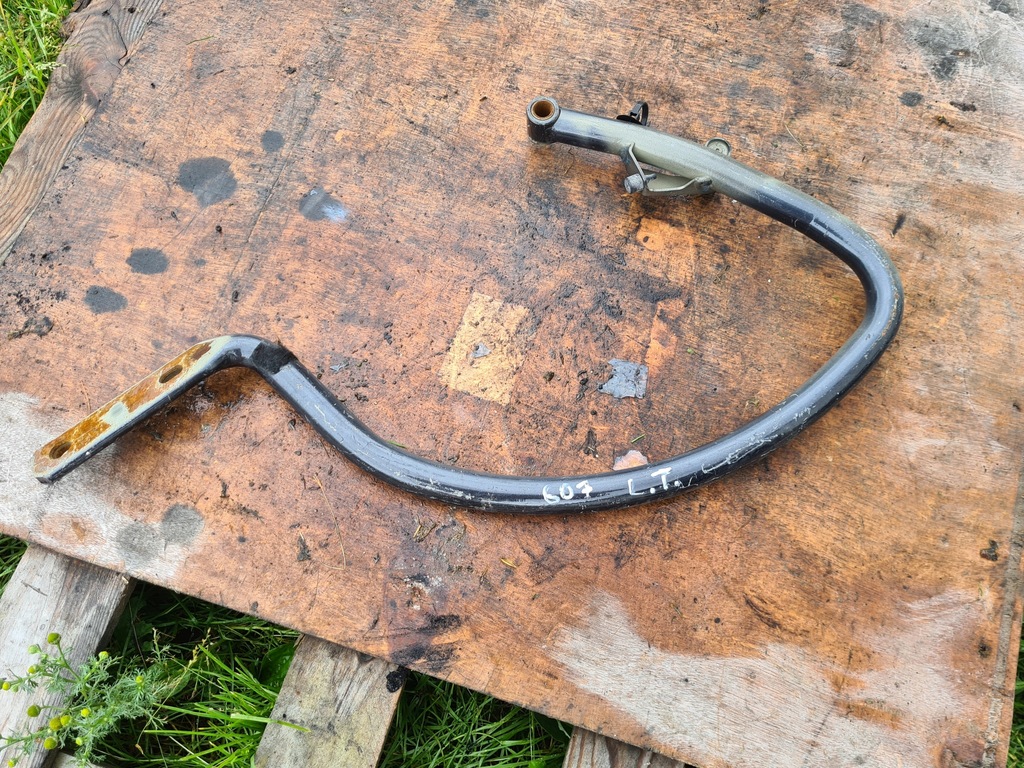 фото №1, Петлі кришки лівий peugeot 607