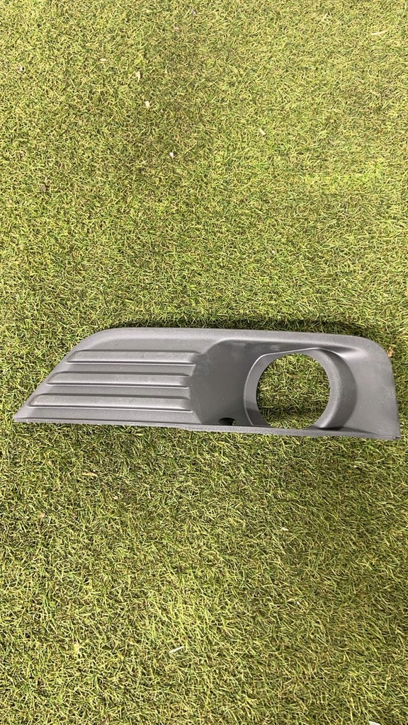 фото №1, Решётка противотуманная фара правый перед бампер ford focus ii 2