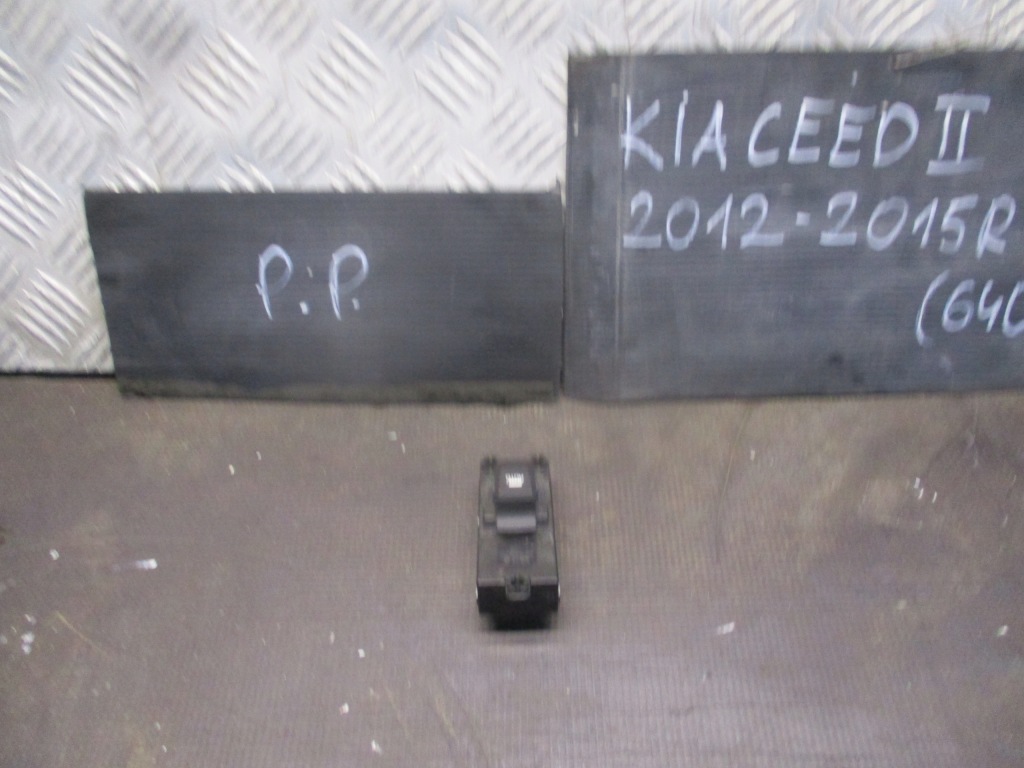 фото №1, Кнопка стекло 93580-a2000 kia ceed ii 12-15r