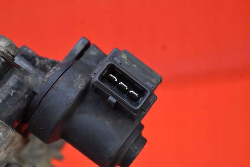 фото №7, Дроссельная заслонка 35150-33010 kia magentis 1 i 2.0 16v 134 km 01-03