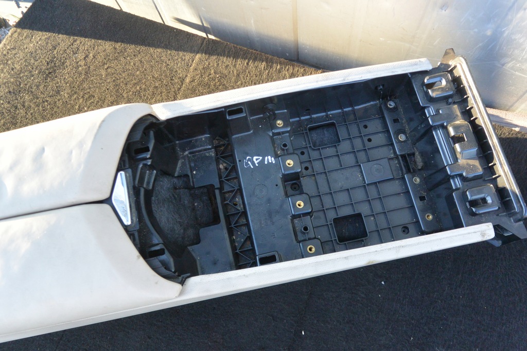 фото №9, Туннель средний maserati quattroporte vi