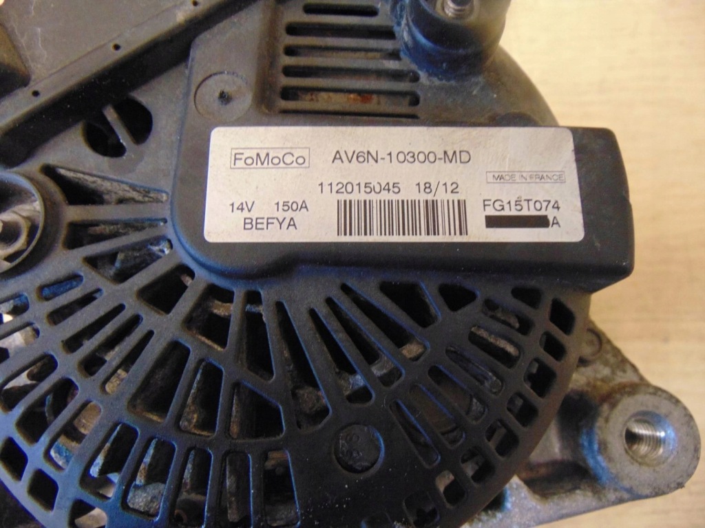 Генератор ford fiesta mk7 1.6 tdci av6n-10300-md Киев
