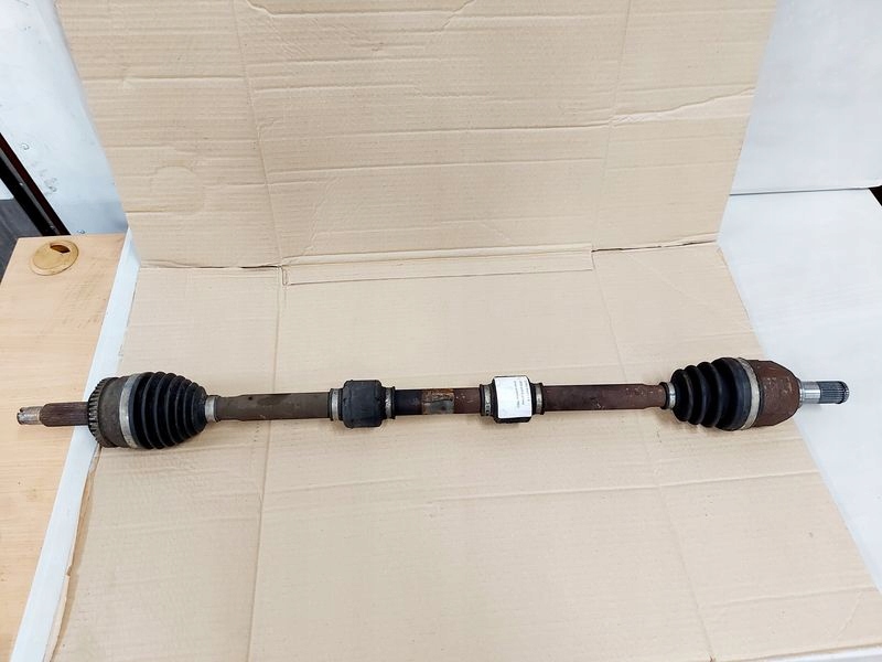 фото №1, Kia soul 1 i 1.6 crdi приводной вал правая длинная автоматическая коробка передач