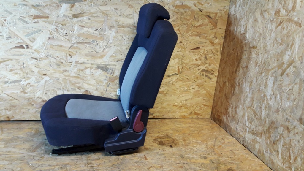 фото №8, Peugeot 1007 2006 сиденье задняя