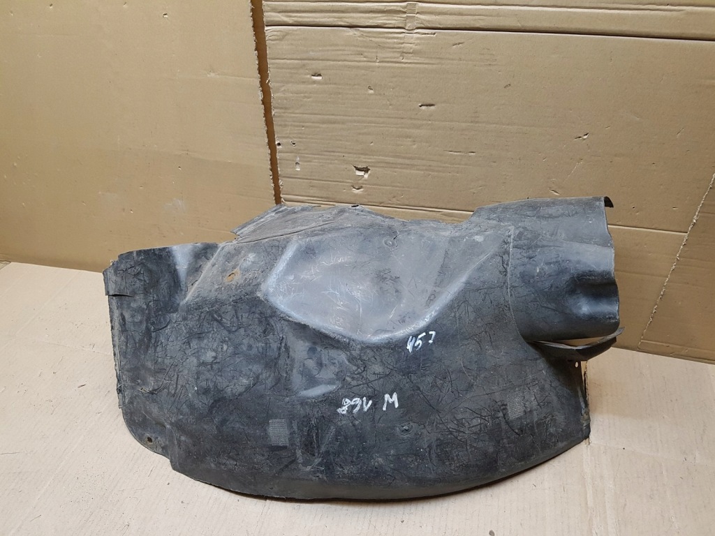 Купить Подкрылок перед передние правое mercedes w168