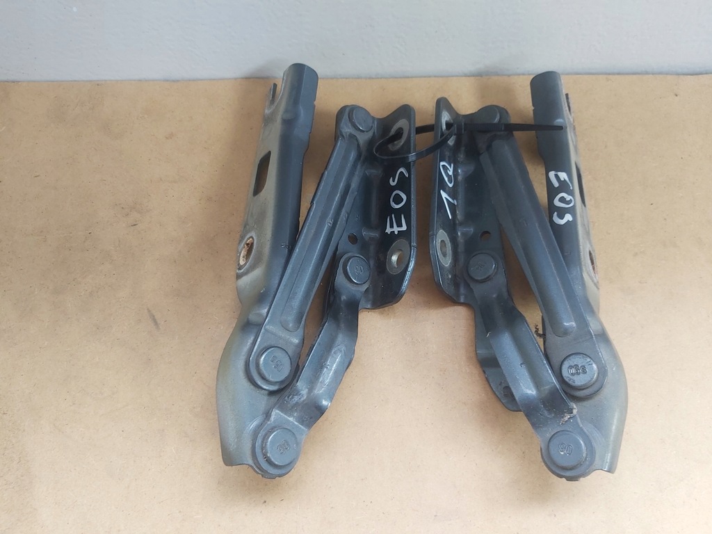 фото №1, Vw eos петля капот правый левый