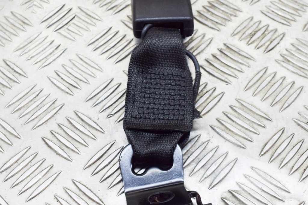 фото №5, Bmw 2 coupe f22 218i задня ліва пряжка сидіння 7266352 1.5 бензин 100kw