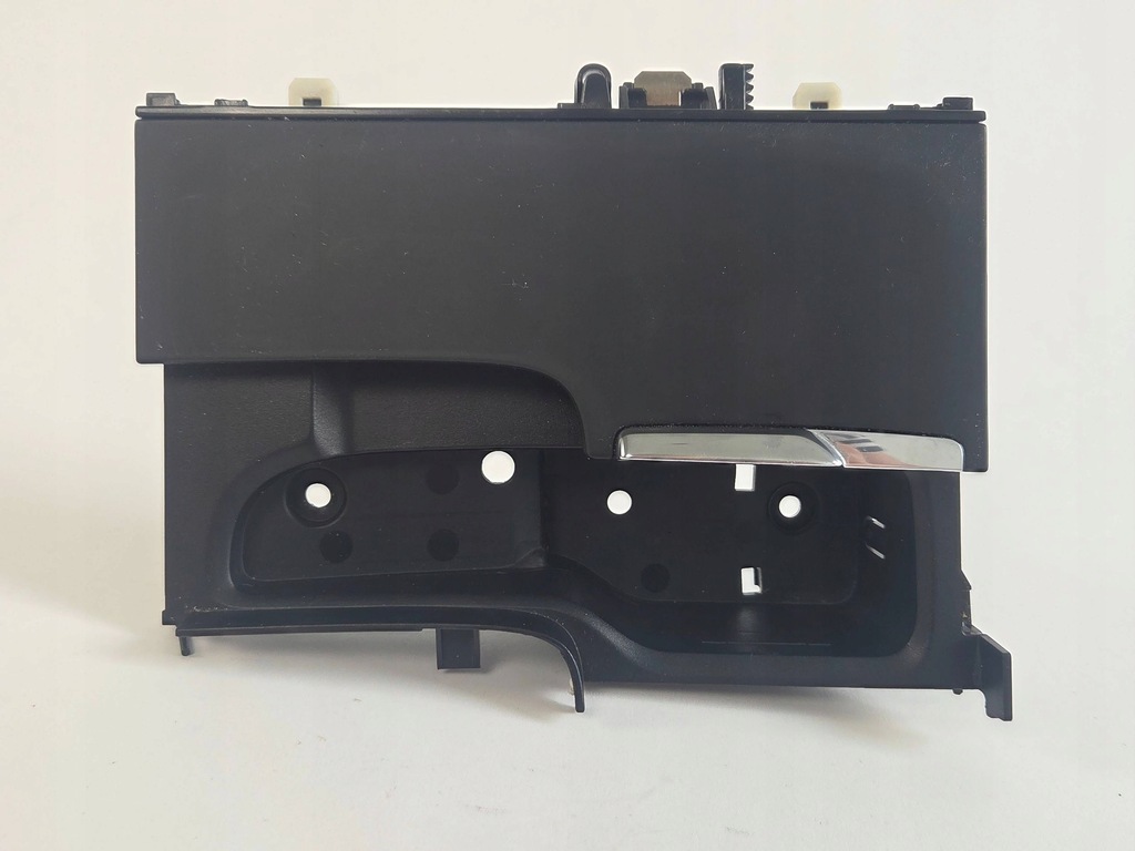 фото №8, Volvo v60 ii 2018 пепельница передняя туннель среднего 31694582