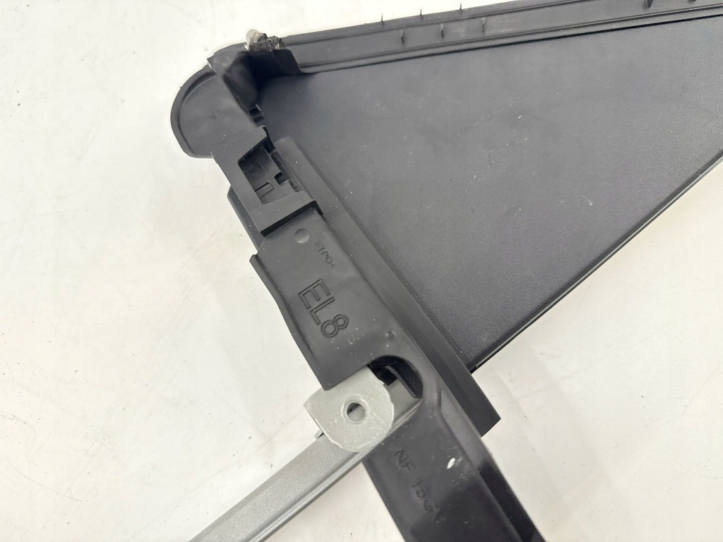 фото №9, Toyota bz4x 2024 задня сторона ліва скло трикутне двері задніх