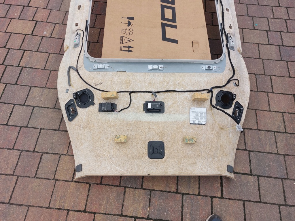 фото №14, Range rover velar l560 потолок панорама j8a2-51916-a