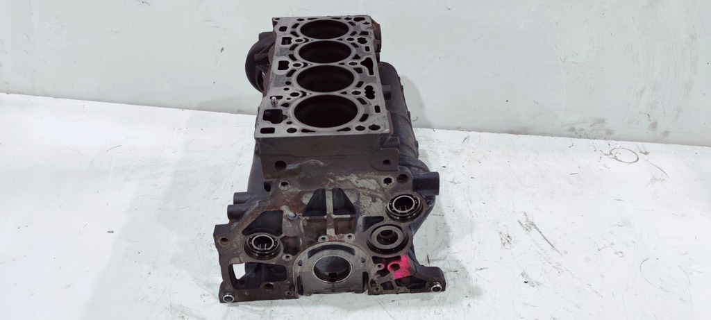 фото №9, Блок двигателя audi a4 b9 a5 deu 2.0 tdi 03n023a