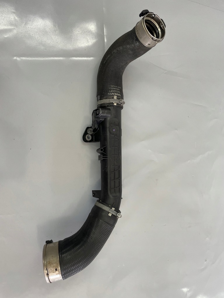 фото №1, Volvo s90 ii 2.0 d4 wąż шланг труба інтеркулер 31686412