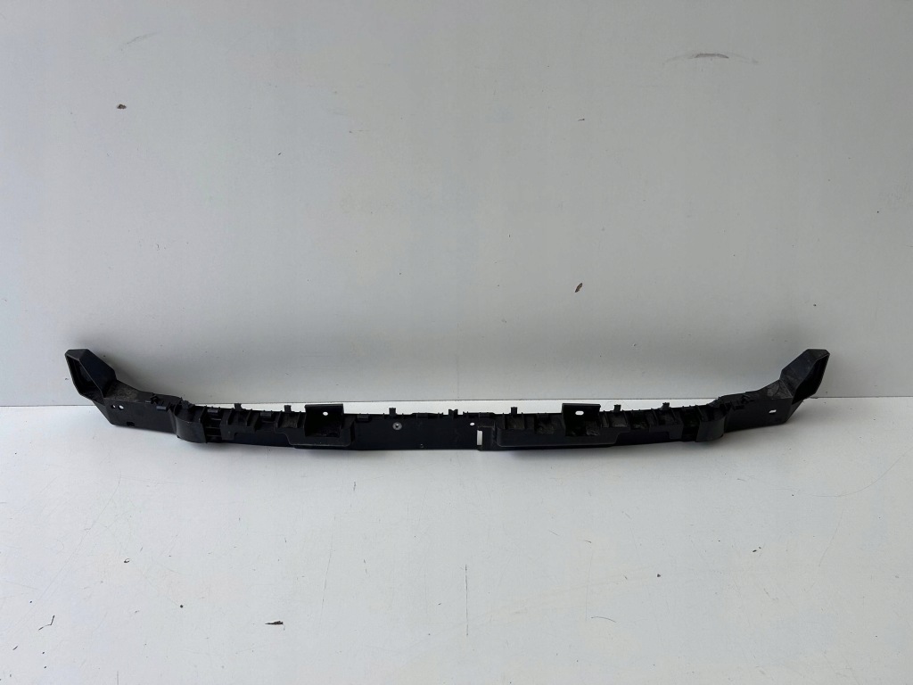 фото №1, Tesla model y направляющая бампера задняя 1494045-00 оригинал