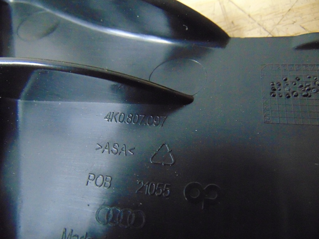 фото №12, Напрямна кронштейн бампера лівий перед audi a6 c8