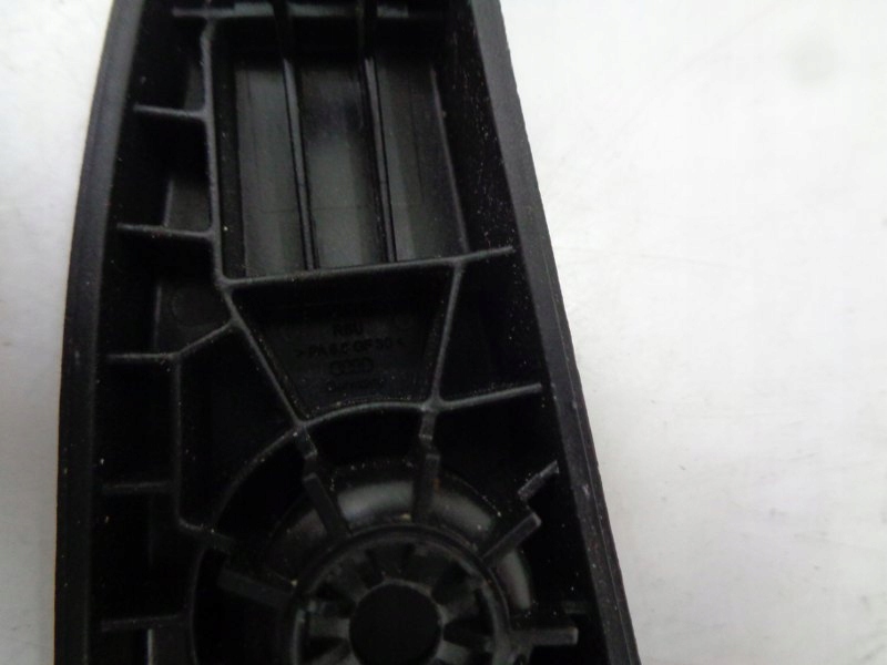 фото №3, Audi tt 8s 8s08 заглушка дверь левый перед