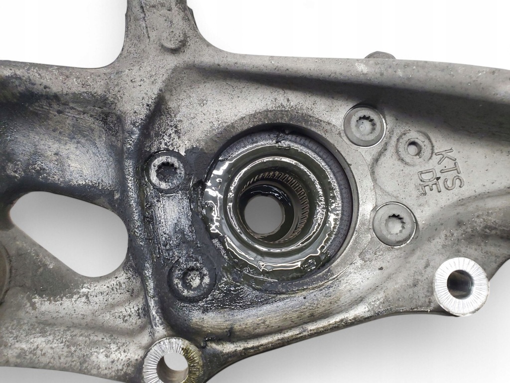 фото №8, Audi q5 sq5 2015 перед сторона правая ступица колеса передний