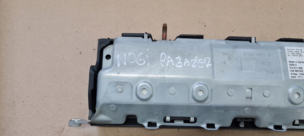 фото №9, A6 c7 4g подушка подушка безопасности коленная 4g8880842a правая a7 4g s7