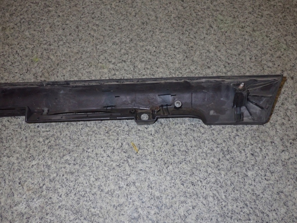 фото №8, Kia venga 09- молдинг кришки багажника