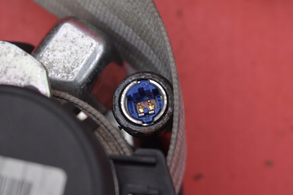 фото №8, Pas безпеки правий перед натягувач 4l1857706 audi q7 4l 05-09