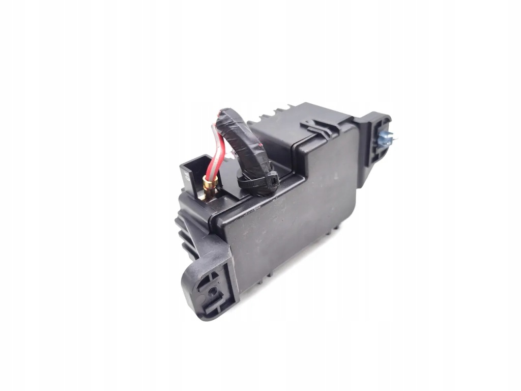 фото №13, Vauxhall mokka рамка / модуль запобіжників 1.6 бензин 85kw 116 hp 826166