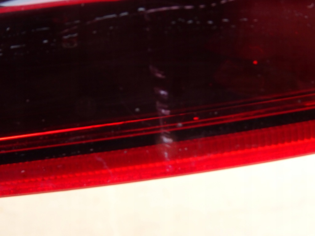 фото №2, Skoda rapid lift лампа задняя правая 5jh945096a