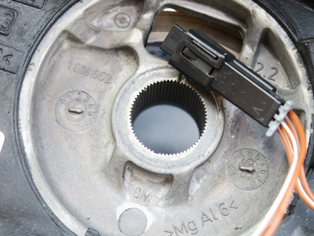 фото №13, Повітропровід триспицева шкіряний профільована irmscher opel agila a astra g