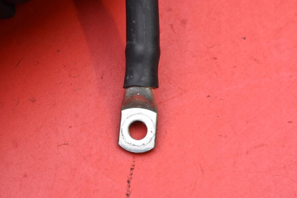 фото №6, Клемма минусовая 2n0915181 vw crafter e-crafter 2 ii 136 km 18-24