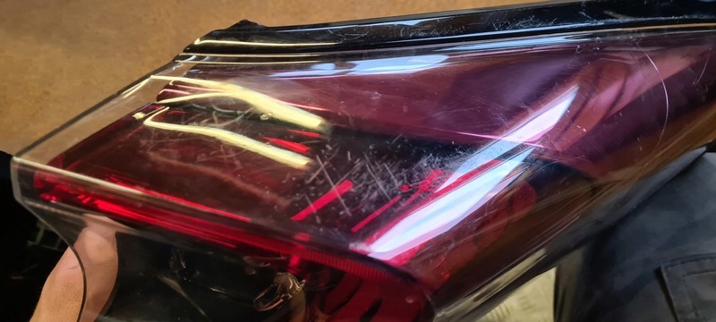 фото №2, Toyota ch-r 18- лампа задня права 81550-f4030-00