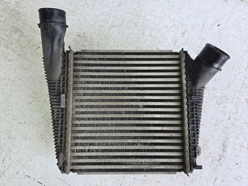 фото №1, Porsche panamera 971 інтеркулер