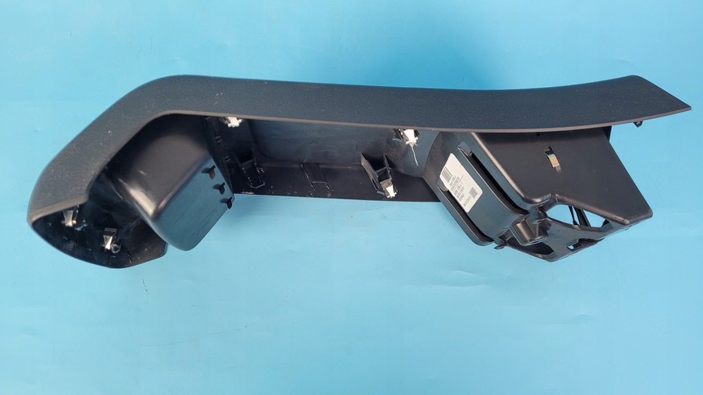 фото №10, Mercedes x247 glb 200 23r бардачок тунель задня port usb a2478207702