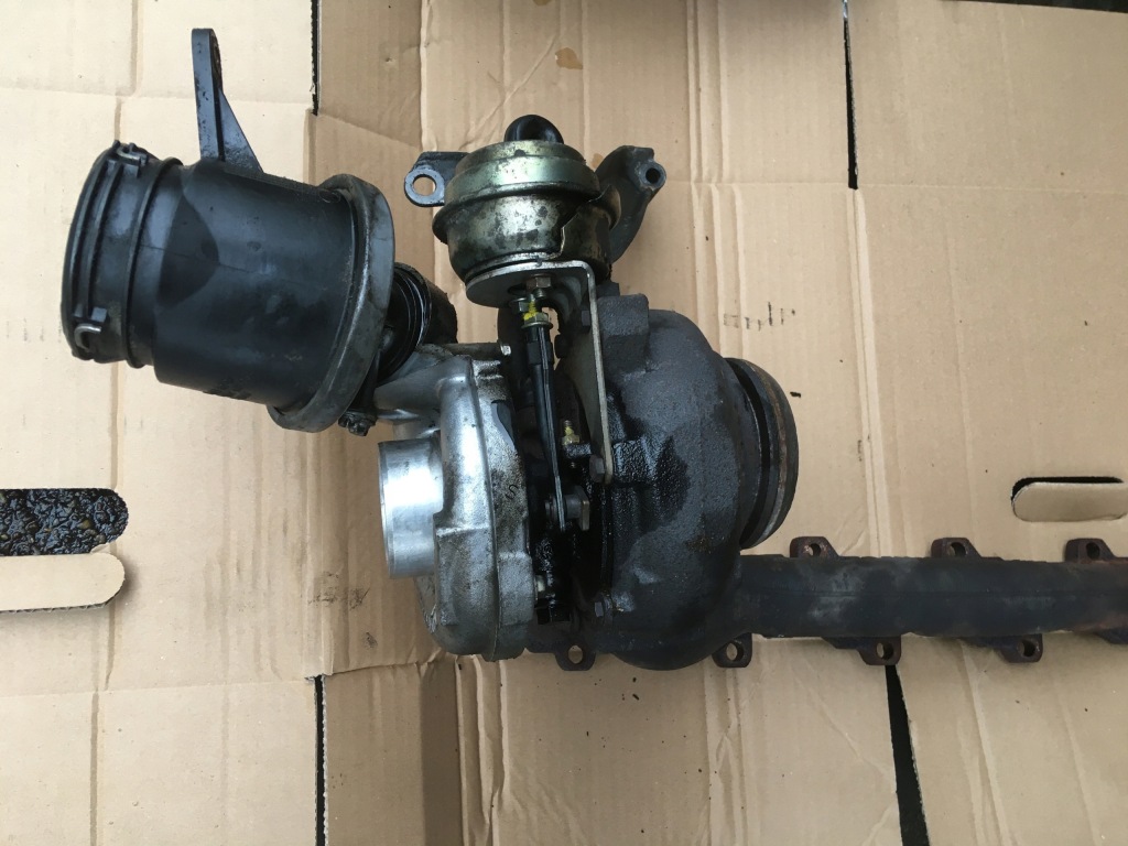 фото №1, Mercedes w203 w211 2.7 cdi колектор випускний