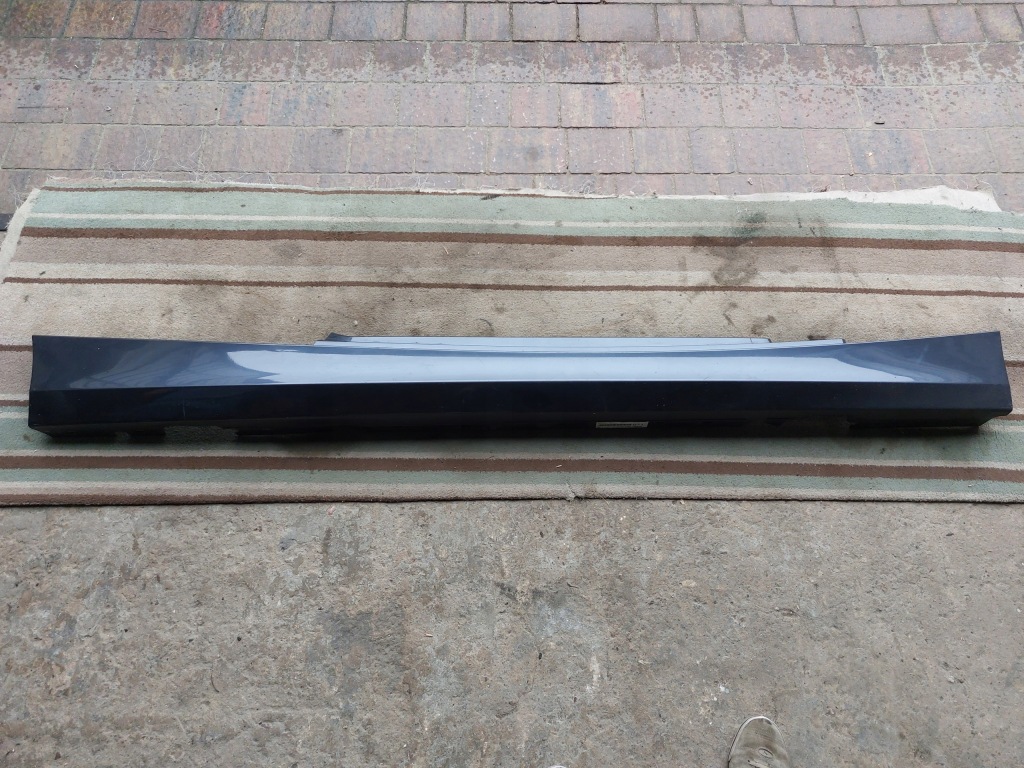 фото №1, Молдинг порог правая bmw 1 e81 3 дверь 07r a22