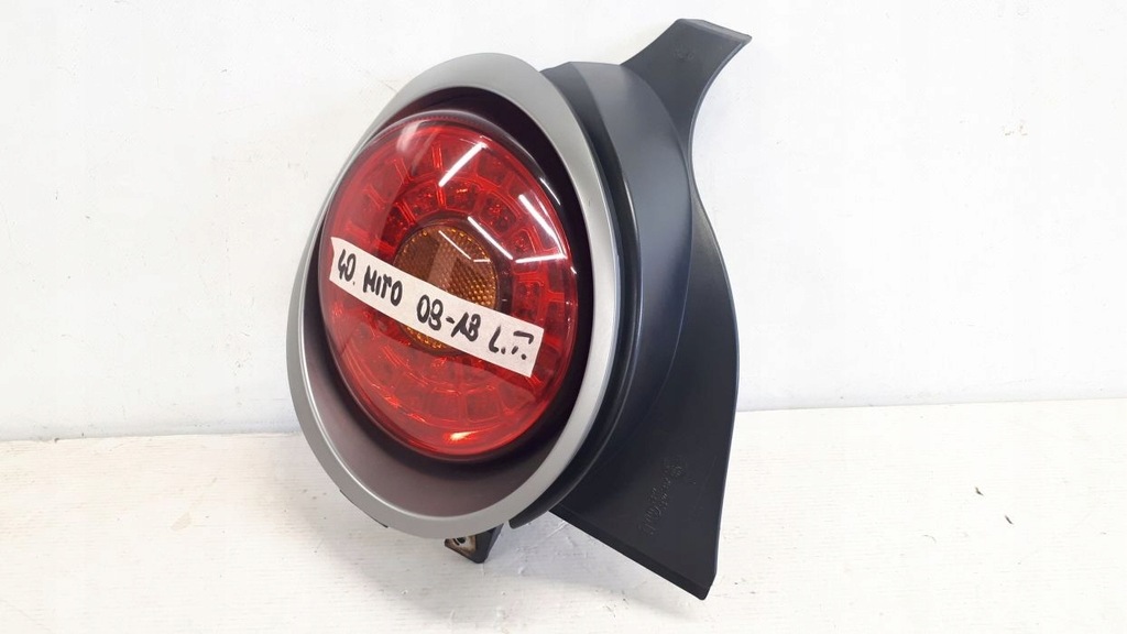 фото №3, Alfa romeo mito 2008-2018 лампа левая задняя