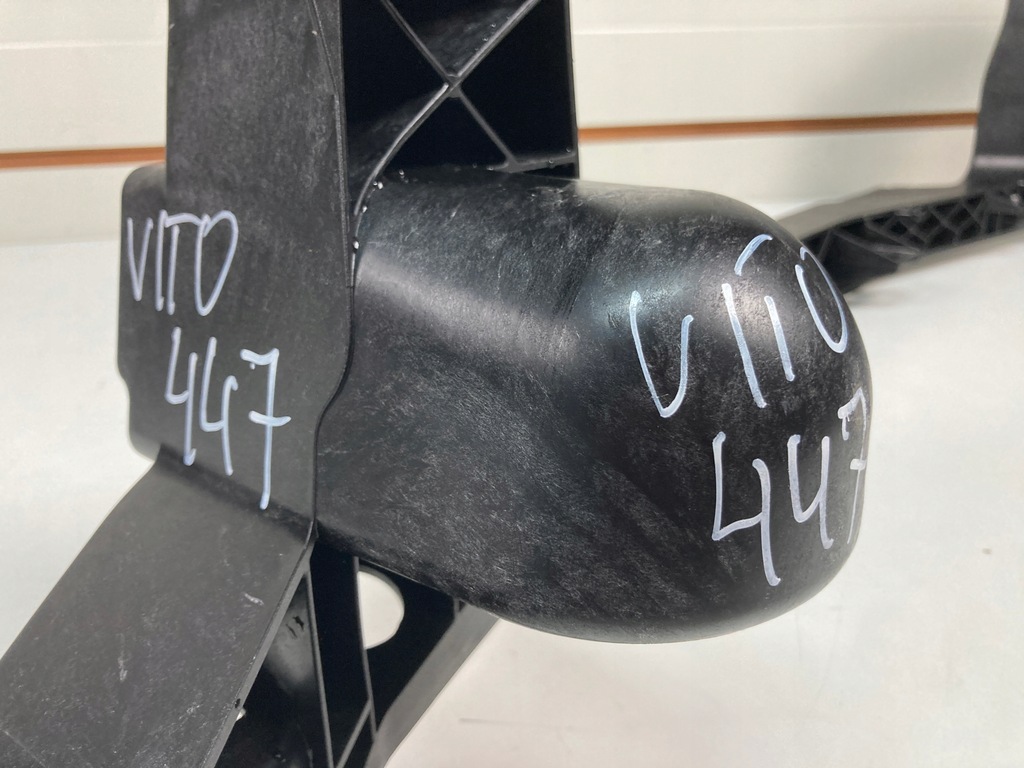 фото №12, Pas передний mercedes vito w447 447